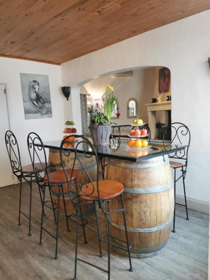L'Auberge Camarguaise Saintes-Maries-de-la-Mer Kültér fotó