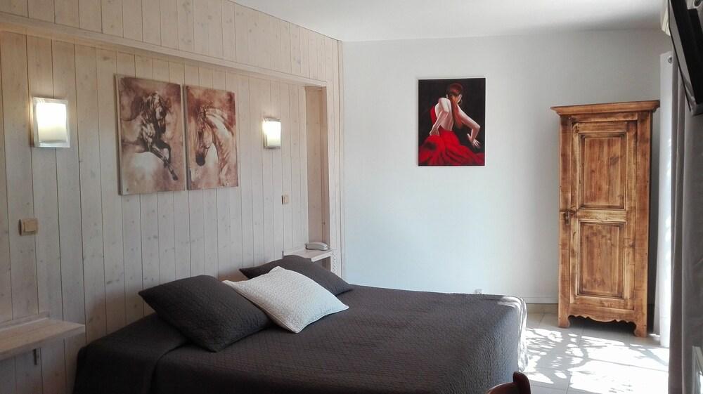 L'Auberge Camarguaise Saintes-Maries-de-la-Mer Kültér fotó